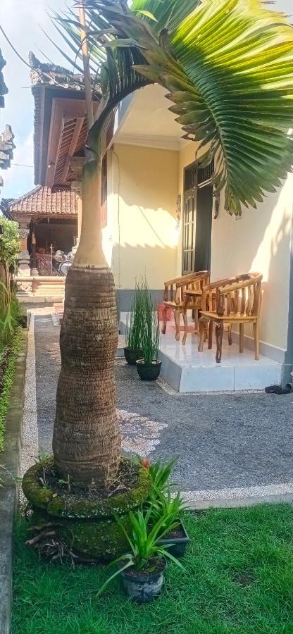 Rindu Homestay Undisan Kültér fotó